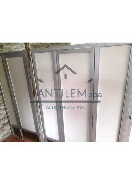 DIVISIONES DE BAÑO en Aluminio