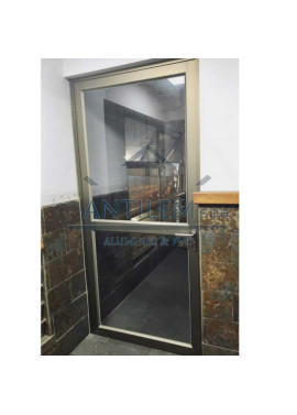 Puerta de Aluminio 0.80x2.00 TITANIO VIDRIO 5MM