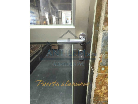 Puerta de Aluminio 0.80x2.00